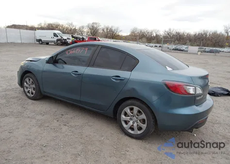 2011 Mazda Mazda3 I Sport z USA, uszkodzony, nr VIN JM1BL1UF6B1403904